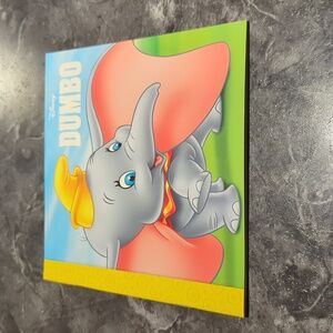 🍓4/$20 Disney Dumbo book
